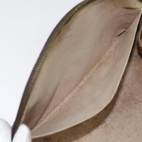 LOUIS VUITTON Monogram Trousse Demi Ronde Cosmetic Pouch M47520 LV Auth 90331 - Picture 12 of 16